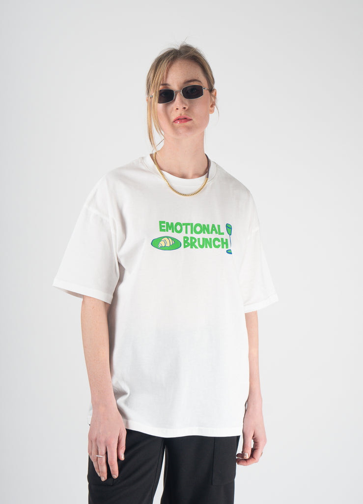 EMOTIONAL BRUNCH Oversize Tişört