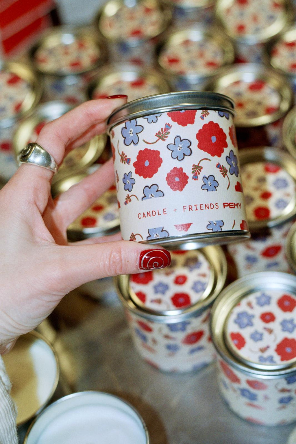 Red Flower Teneke Mum Candle and Friends x PEMY