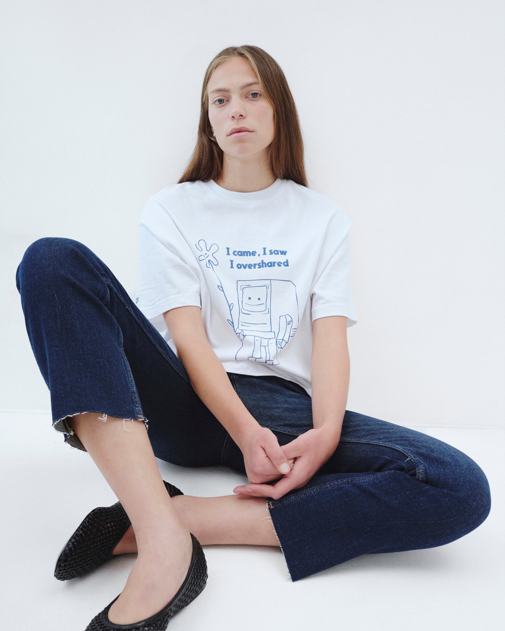 OVERSHARED Beyaz Oversize Tişört